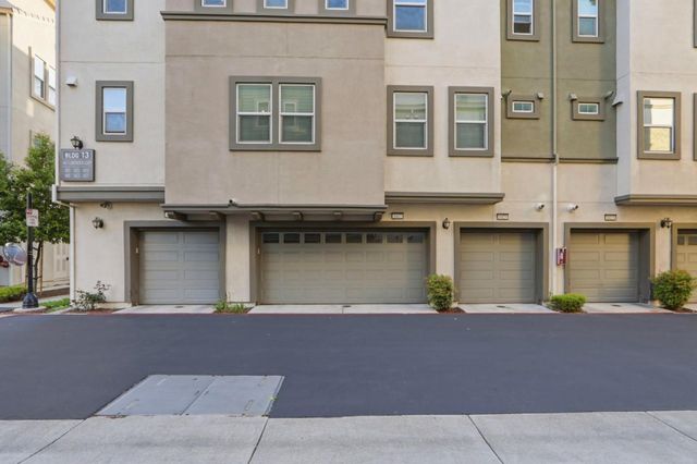 1427 Lavender Loop, Milpitas, CA 95035
