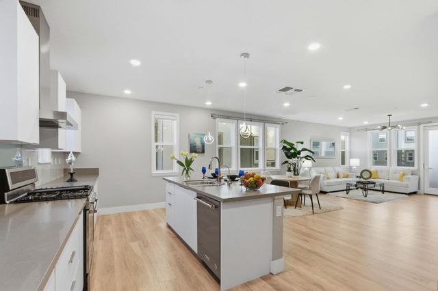 1427 Lavender Loop, Milpitas, CA 95035