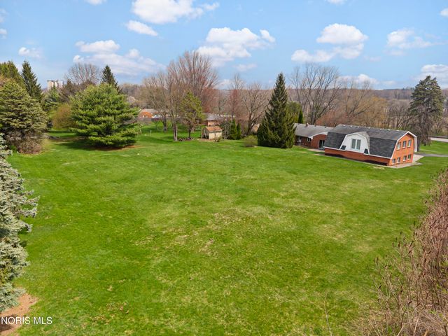 6460 N River Road, Waterville, OH 43566