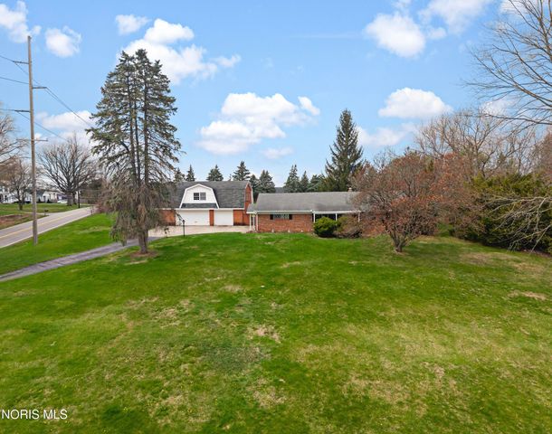 6460 N River Road, Waterville, OH 43566