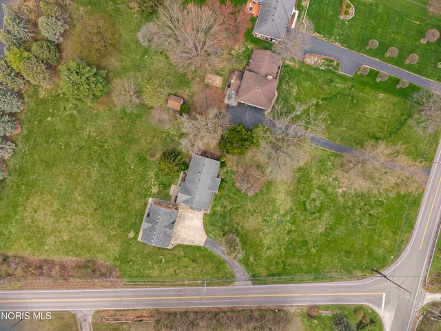 6460 N River Road, Waterville, OH 43566