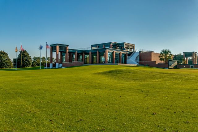 1834 Wood Stork Dr., Conway, SC 29526