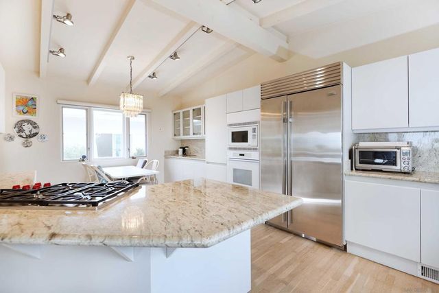 7231 Rue Michael, La Jolla, CA 92037