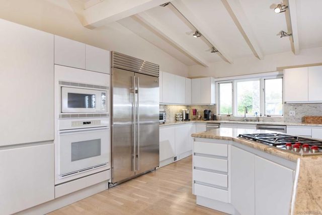 7231 Rue Michael, La Jolla, CA 92037