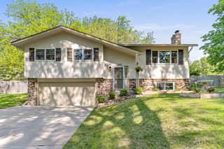 6045 Goldenrod Lane N, Plymouth, MN 55442