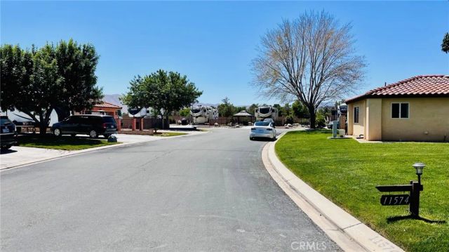 11574 Ridgemark, Apple Valley, CA 92308
