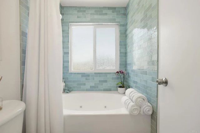 1708 Countryside Drive, Vista, CA 92081