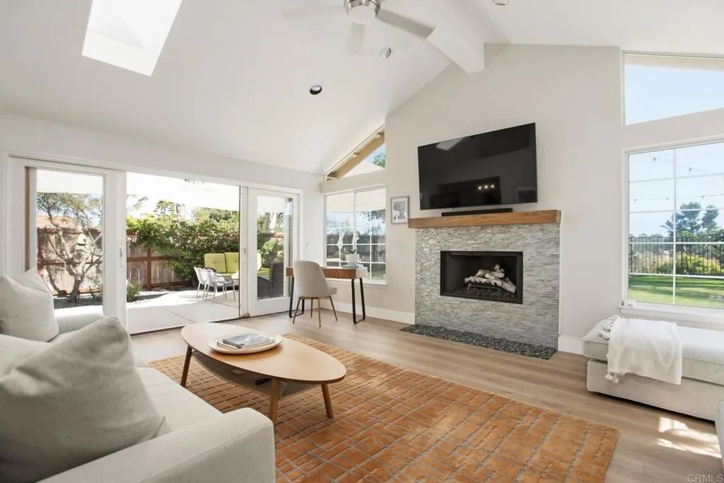 1708 Countryside Drive, Vista, CA 92081