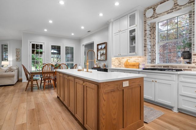 4804 Aurora Court, Flower Mound, TX 75028