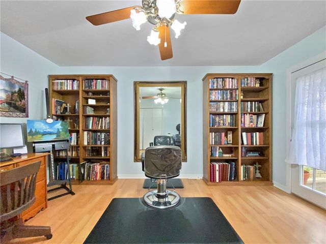 1617 Rose Dr, Alice, TX 78332