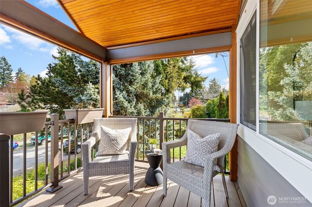 3019 Garlough Avenue SW, Seattle, WA 98116