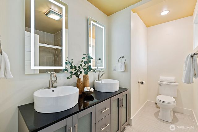 3019 Garlough Avenue SW, Seattle, WA 98116