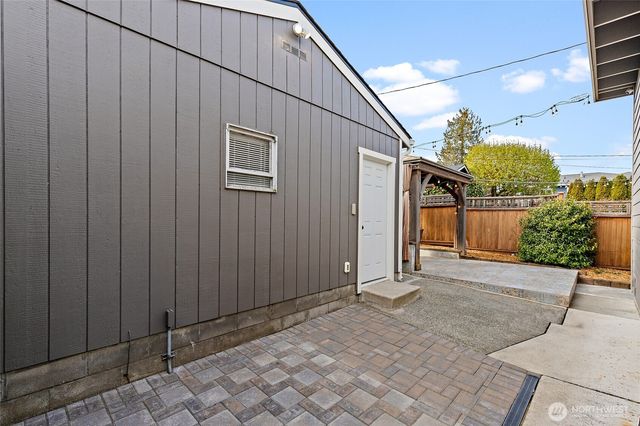 3019 Garlough Avenue SW, Seattle, WA 98116