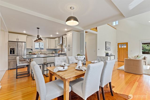 3019 Garlough Avenue SW, Seattle, WA 98116