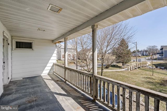 51 STEVENS RD, Stevens, PA 17578