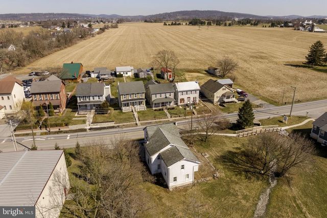 51 STEVENS RD, Stevens, PA 17578
