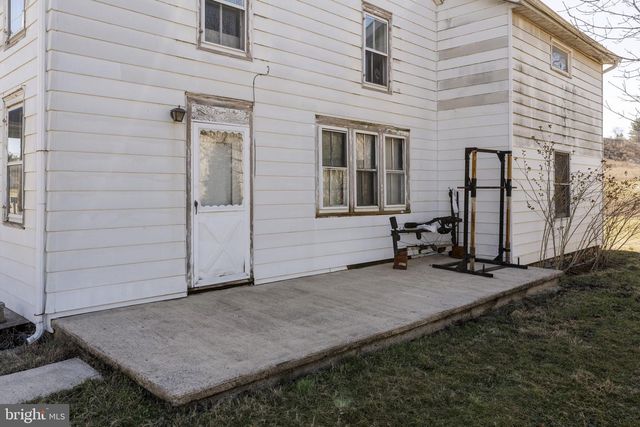 51 STEVENS RD, Stevens, PA 17578