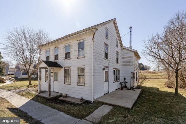 51 STEVENS RD, Stevens, PA 17578