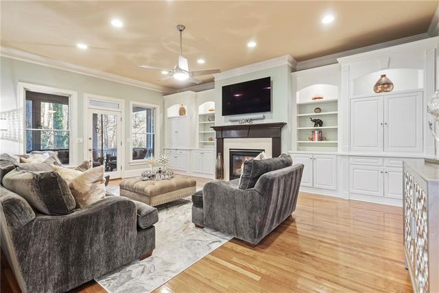 820 Wesley Oak Road, Sandy Springs, GA 30328