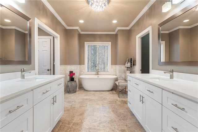 820 Wesley Oak Road, Sandy Springs, GA 30328