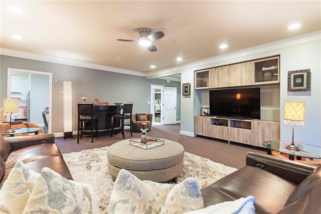 820 Wesley Oak Road, Sandy Springs, GA 30328