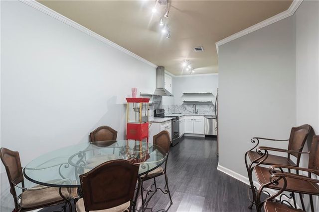 820 Wesley Oak Road, Sandy Springs, GA 30328