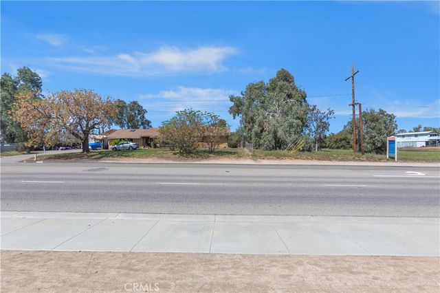 24585 Adams Avenue, Murrieta, CA 92562