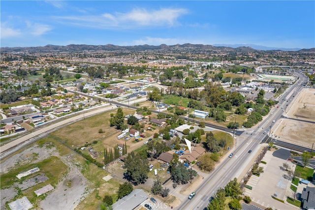 24585 Adams Avenue, Murrieta, CA 92562