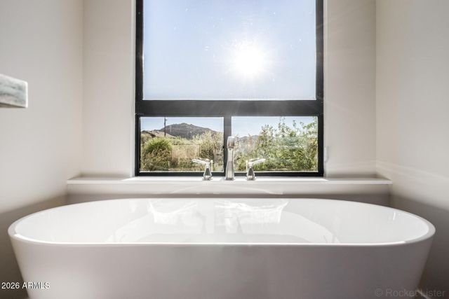 37727 N Linda Drive, Cave Creek, AZ 85331