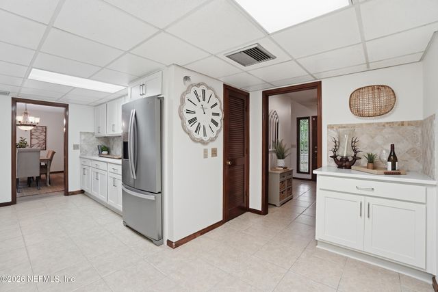 12852 LONGVIEW Drive W, Jacksonville, FL 32223