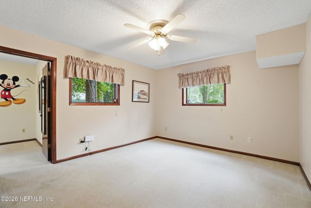 12852 LONGVIEW Drive W, Jacksonville, FL 32223