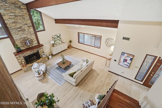 12852 LONGVIEW Drive W, Jacksonville, FL 32223