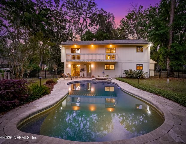 12852 LONGVIEW Drive W, Jacksonville, FL 32223