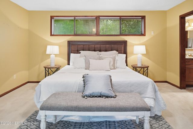 12852 LONGVIEW Drive W, Jacksonville, FL 32223