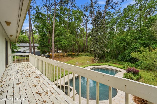 12852 LONGVIEW Drive W, Jacksonville, FL 32223