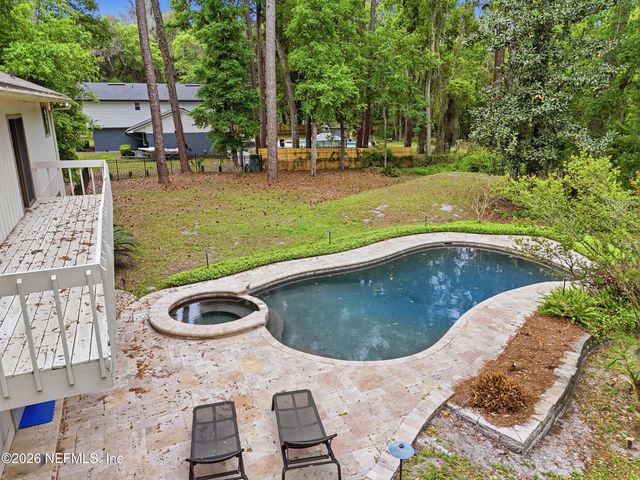 12852 LONGVIEW Drive W, Jacksonville, FL 32223