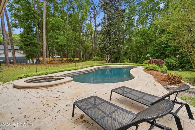 12852 LONGVIEW Drive W, Jacksonville, FL 32223