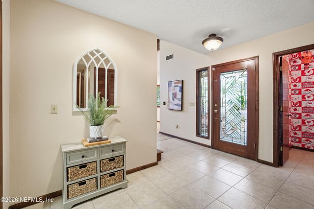 12852 LONGVIEW Drive W, Jacksonville, FL 32223