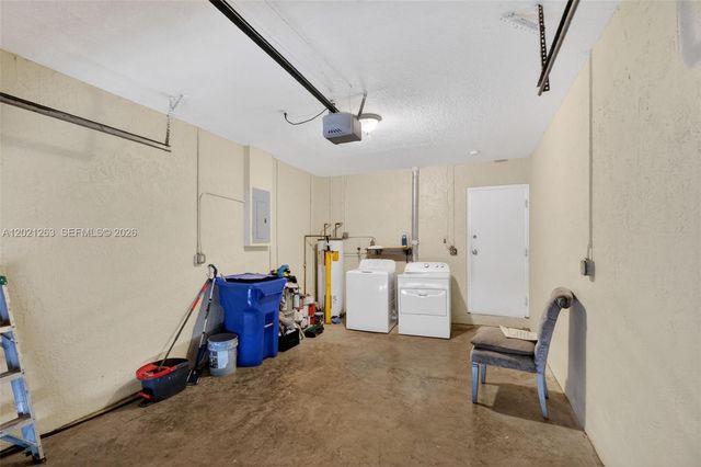2620 NW 15th St, Fort Lauderdale, FL 33311