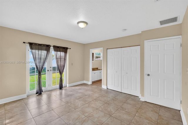 2620 NW 15th St, Fort Lauderdale, FL 33311