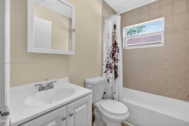 2620 NW 15th St, Fort Lauderdale, FL 33311