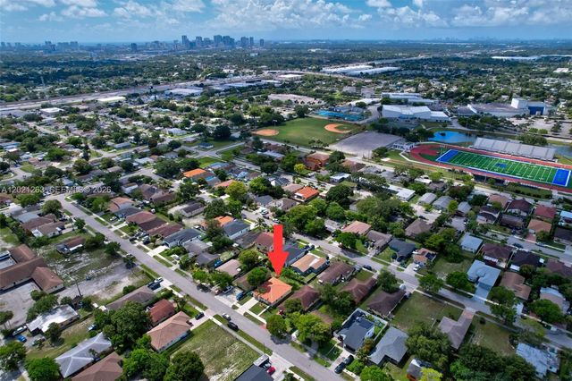 2620 NW 15th St, Fort Lauderdale, FL 33311