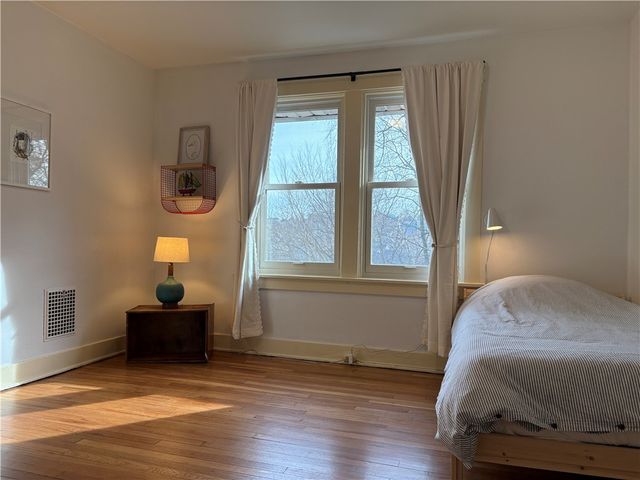 942 Kennebec, Greenfield, PA 15217