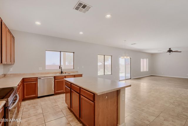 1265 W FALLS CANYON Drive, Casa Grande, AZ 85122