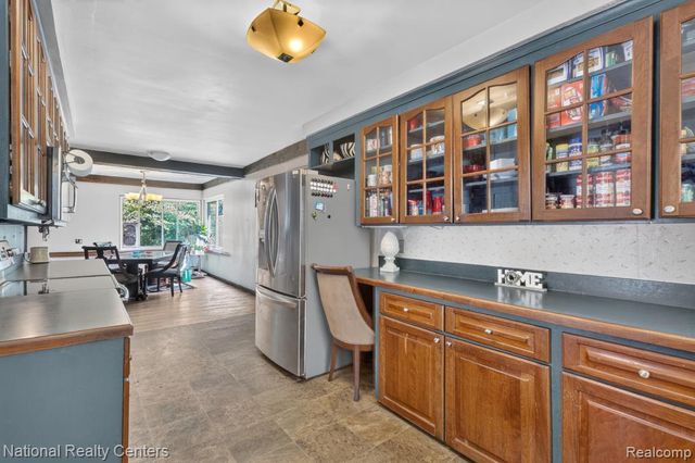 24644 Edgemont Drive, Southfield, MI 48033