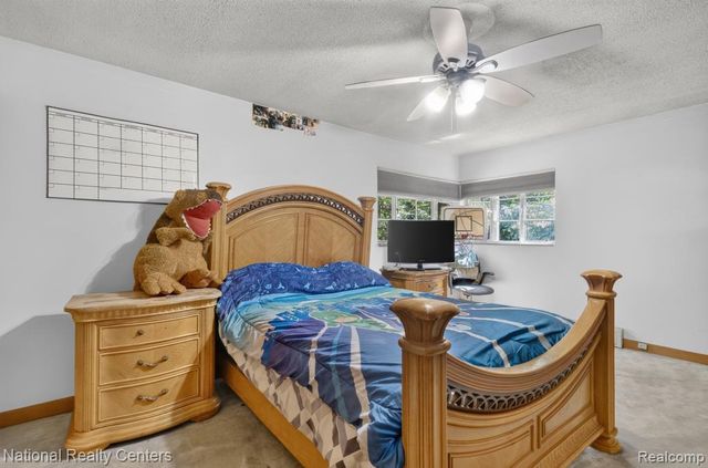 24644 Edgemont Drive, Southfield, MI 48033