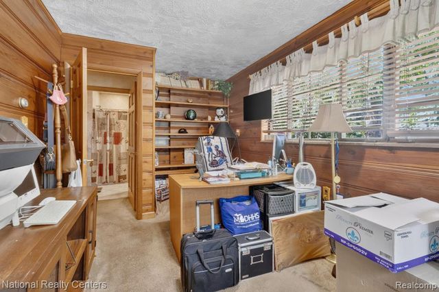 24644 Edgemont Drive, Southfield, MI 48033
