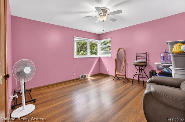 24644 Edgemont Drive, Southfield, MI 48033