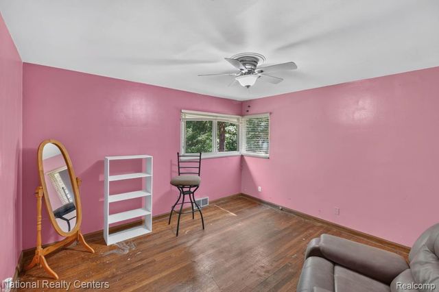 24644 Edgemont Drive, Southfield, MI 48033