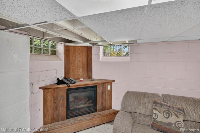 24644 Edgemont Drive, Southfield, MI 48033